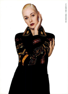 Meisel_Iceberg_Spring_Summer_1994_01.thumb.png.05e60fdecc8471edc2b788bb2fc24742.png