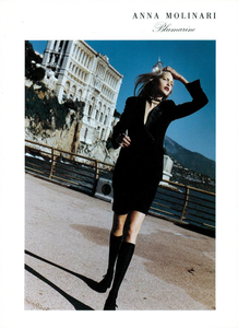 Newton_Blumarine_Spring_Summer_1994_03.thumb.png.934f02a2ace9ec1792970e9bfa87a07a.png