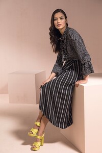 Rinascimento_LOOKBOOK-SS18_37.jpg