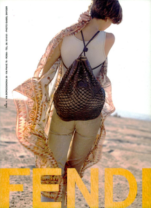 Snyder_Fendi_Spring_Summer_1994.thumb.png.7cbbfd20808e9438d43a3c944595dbe7.png