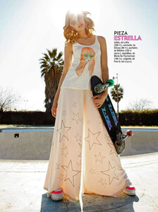 alana-greszata-sasha-eisenman-glamour-10.thumb.jpg.b132a5ce7aa112afa725aaf2db48f1f1.jpg