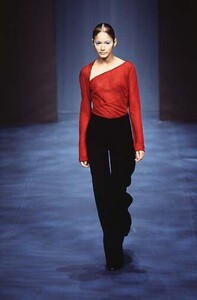 atsuro-tayama-fw-1997-1.thumb.jpg.e8d55f5adf5e59e72038bd735312618a.jpg