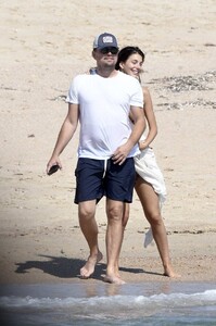 camila-morrone-rocks-leopard-print-bikini-while-enjoying-the-beach-and-jet-ski-ride-with-leonardo-dicaprio-in-corsica-france-0800819_16.thumb.jpg.30998865b0871bcb05560797bd502933.jpg