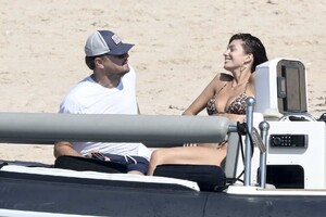 camila-morrone-rocks-leopard-print-bikini-while-enjoying-the-beach-and-jet-ski-ride-with-leonardo-dicaprio-in-corsica-france-0800819_19.thumb.jpg.6f8d66f7c3f69a09698641bae1fa9bc3.jpg