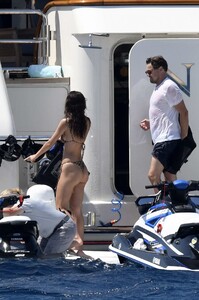 camila-morrone-rocks-leopard-print-bikini-while-enjoying-the-beach-and-jet-ski-ride-with-leonardo-dicaprio-in-corsica-france-0800819_21.thumb.jpg.325ce01ff045c0490035fab781e0ca94.jpg