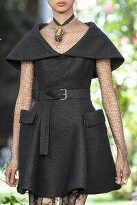 dior-hc-clp-rf19-0751.thumb.jpg.bf6e03e08de3d896b02785006e04b324.jpg