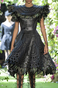 dior-hc-clp-rf19-0843.thumb.jpg.d0b12f68506599b210a9e008209b4386.jpg