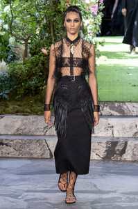 dior-hc-rf19-1653.thumb.jpg.15c101d65ff2b5d9b12faee194cfd494.jpg