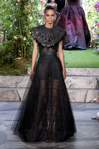 dior-hc-rf19-1687.thumb.jpg.fd48e1fd9a01674312ca7b7939e4409b.jpg