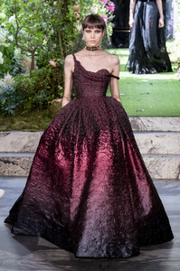 dior-hc-rf19-1698.thumb.jpg.a5dbbff12421731f0cc352b5d5356eb6.jpg