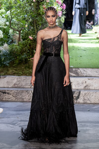 dior-hc-rf19-1708.thumb.jpg.e0ac6b9bea2f69911de84f99c435ed2f.jpg