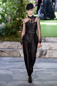 dior-hc-rf19-1934.thumb.jpg.77fd98588bc7ef844487c60a966cd303.jpg