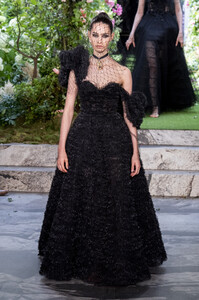 dior-hc-rf19-2106.thumb.jpg.cc043e7b77a3ec01a2d92942188f8470.jpg