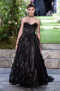 dior-hc-rf19-2120.thumb.jpg.53063be82b1ead42cc70630d24163aa1.jpg