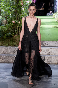 dior-hc-rf19-2184.thumb.jpg.c3180b8da32f00b26ef48ca4e924cd48.jpg