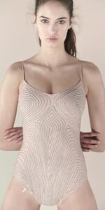 isoline-clasicc-leotard-1.jpg