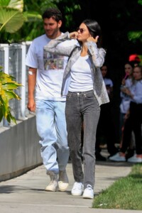 kendall-jenner-cha-cha-matcha-in-west-hollywood-08-22-2019-10.jpg