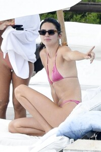 kendall-jenner-in-a-bikini-07-27-2019-8.jpg