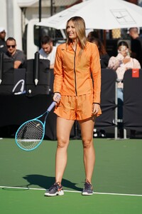 maria-sharapova-nike-queens-of-the-future-tennis-event-in-new-york-08-20-2019-16.jpg