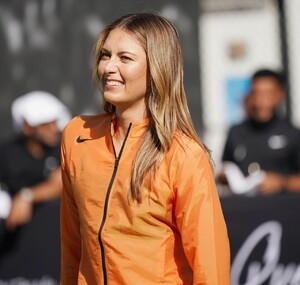 maria-sharapova-nike-queens-of-the-future-tennis-event-in-new-york-08-20-2019-6.jpg