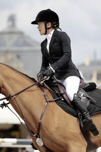 mary-kate-olsen-the-international-jumping-of-the-longines-global-champions-tour-in-paris-july-2019-8.jpg