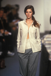 narciso-rodriguez-ss-1999-1.thumb.jpg.477cadd65bb819be59df9370f67a66b3.jpg