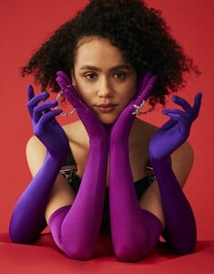 nathalie-emmanuel-the-laterals-magazine-june-2019-photos-6.thumb.jpg.382b38c53d83160d36436aaca9a8da0c.jpg