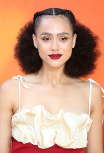 nathalie-emmanuel-the-lion-king-premiere-in-london-5.thumb.jpg.04159fa15c2867448be003a542983a6d.jpg