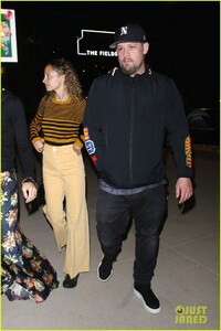 nicole-richie-joel-maadden-step-out-on-rare-date-night-02.jpg