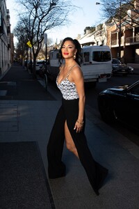 nicole-scherzinger-out-in-sydney-08-13-2019-3.jpg