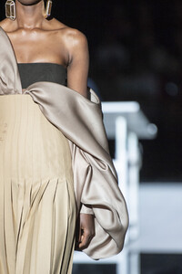 schiaparelli-hc-clp-rf19-8703.thumb.jpg.d676837a72d7ef72bb25174ade62054f.jpg