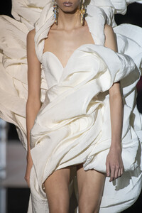 schiaparelli-hc-clp-rf19-9371.thumb.jpg.d15da57fb8c725462679db2106742e09.jpg
