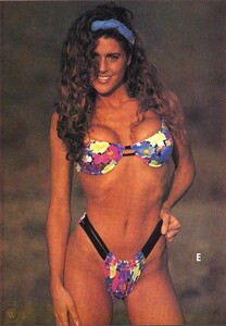 sexy-april-1992-swimwear-illustrated_1_e93125f8bb1811a576b69a6b53eb1533.jpg
