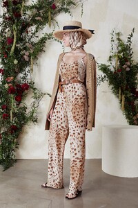 00005-LAGENCE-SS20-RTW-Credit-Jacopo-Moschin.thumb.jpg.7107f86ea155de87a38b2f25cc1c6172.jpg