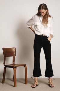 00006-Frame-SS20-Ready-To-Wear.thumb.jpg.e43d0d6c337fbf93428acccd3f32e17a.jpg