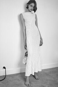 00011-alaia-spring-20-ready-to-wear-credit-karim-sadli.thumb.jpg.aed3482ac199db63ae28993417b25d8c.jpg