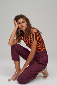 00022-BeatriceB-Ready-to-wear-Spring-2020.thumb.jpg.c0933491a494a39af560d914d385a365.jpg