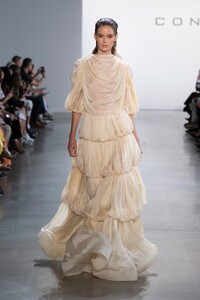 00027-Cong-Tri-Ready-To-Wear-Spring-2020.thumb.jpg.44a5142a24f1739bcffe431296565818.jpg