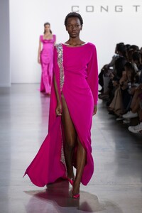 00048-Cong-Tri-Ready-To-Wear-Spring-2020.thumb.jpg.a43e7a4388a17a5bb0797a3633fadcd0.jpg
