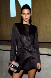 Kendall+Jenner+DKNY+Turns+30+Special+Live+_erSR_qIIL0x.jpg