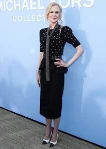        kid120919BZNimage17.jpg