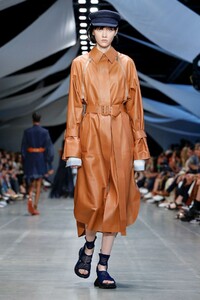 Sofia Steinberg Sportmax Spriing 2020 RTW MFW 2.jpg
