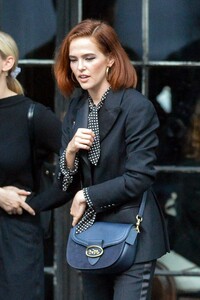zoe110919BZNimage1006.jpg