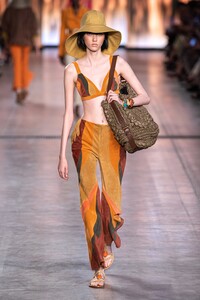 Sofia Steinberg Alberta Ferretti Spring 2020 RTW MFW 1.jpg