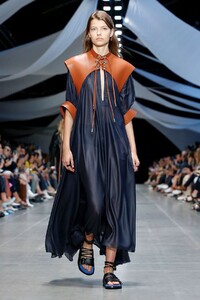 Mathilde Henning Sportmax Spriing 2020 RTW MFW 2.jpg