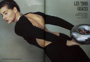1059113488_voguefrancefeb1989sheilametzner.thumb.jpg.d20310631e8c0fec04b40fa3deb1a90c.jpg