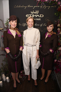 Karolina+Kurkova+Etihad+Airways+Cocktail+Party+5lIkvNXnJOTx.jpg