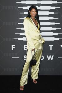 Chanel+Iman+Savage+X+Fenty+Show+Presented+WFODDLX0ZqMx.jpg