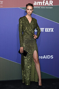 Birgit+Kos+amfAR+Gala+Milano+2019+Red+Carpet+TIALRHU6bmEx.jpg