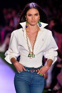 1128827460_BrandonMaxwellRunwaySeptember2019New6O8u4Xd4VZZx.thumb.jpg.e1f85c5771ac801588971a58dfe6aa39.jpg